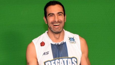 Paolo Quinteros jugará su octava temporada en Regatas