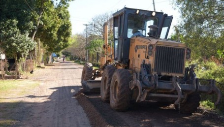 La Municipalidad avanza con el mantenimiento de calles de tierra